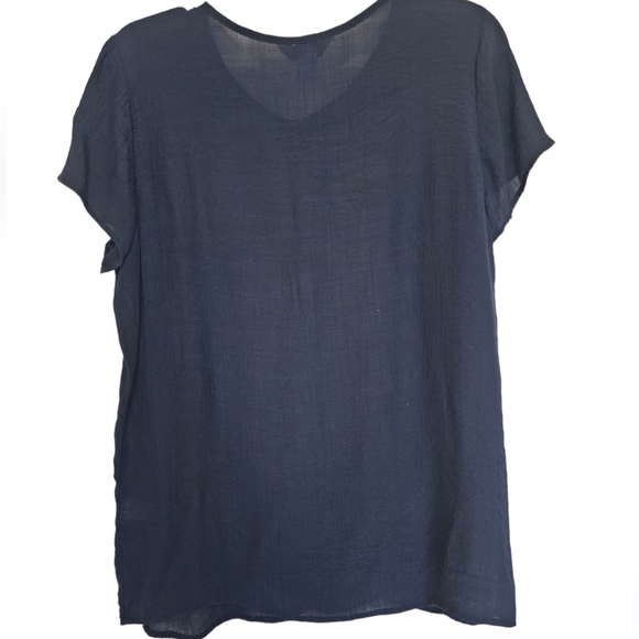 CHRISTOPHER & Banks blue 6 button short sleeve rayon blend top Large - Picture 2 of 7